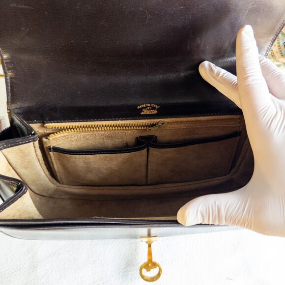 Vintage GUCCI ITALY 1970's Suede & Leather Horse-Bit Purse - Picture 9 of 9